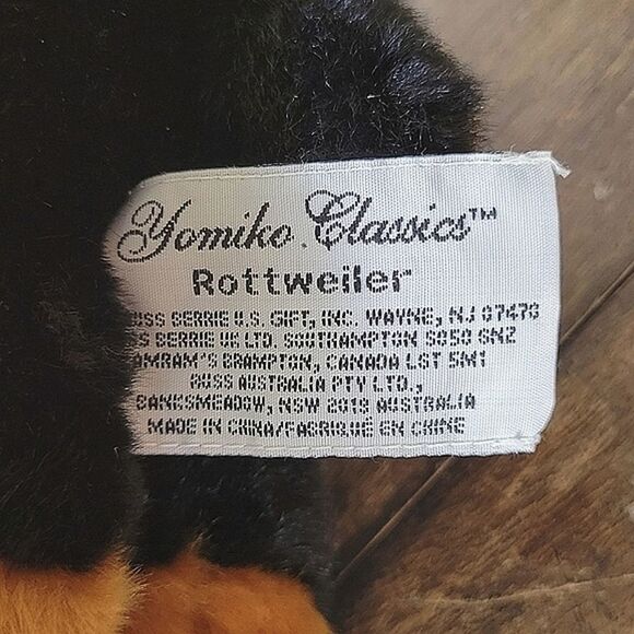 Deadstock 90s Yomiko Classics Rottweiler puppy plush - Picture 9 of 13